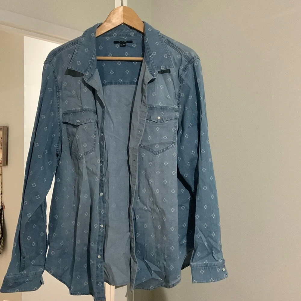 Women jeans shirt - Picture 1 of 8